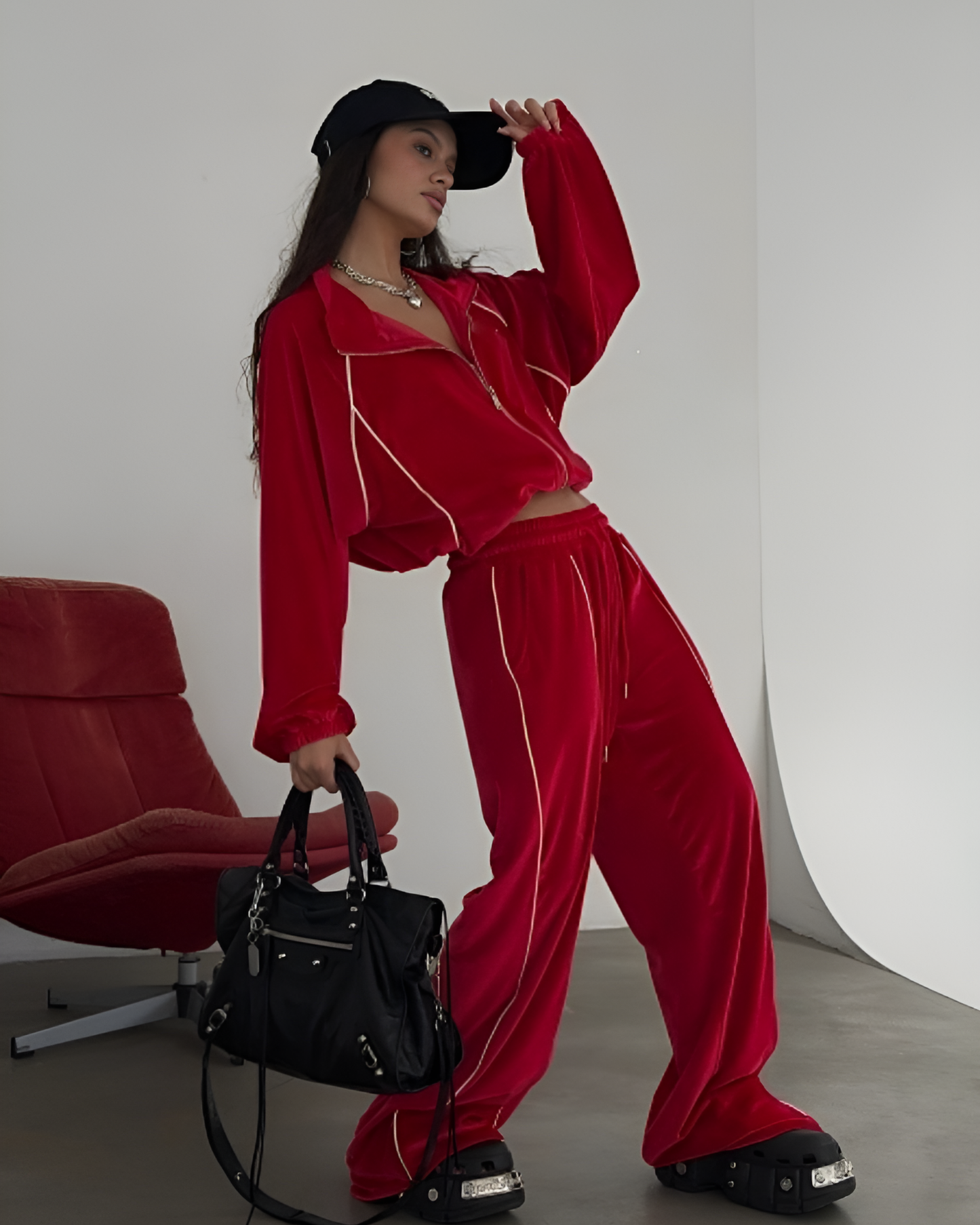 Oversized Cropped Zip Up Hoodie and Wide Leg Sweatpants⁠ Velour Tracksuit Set
