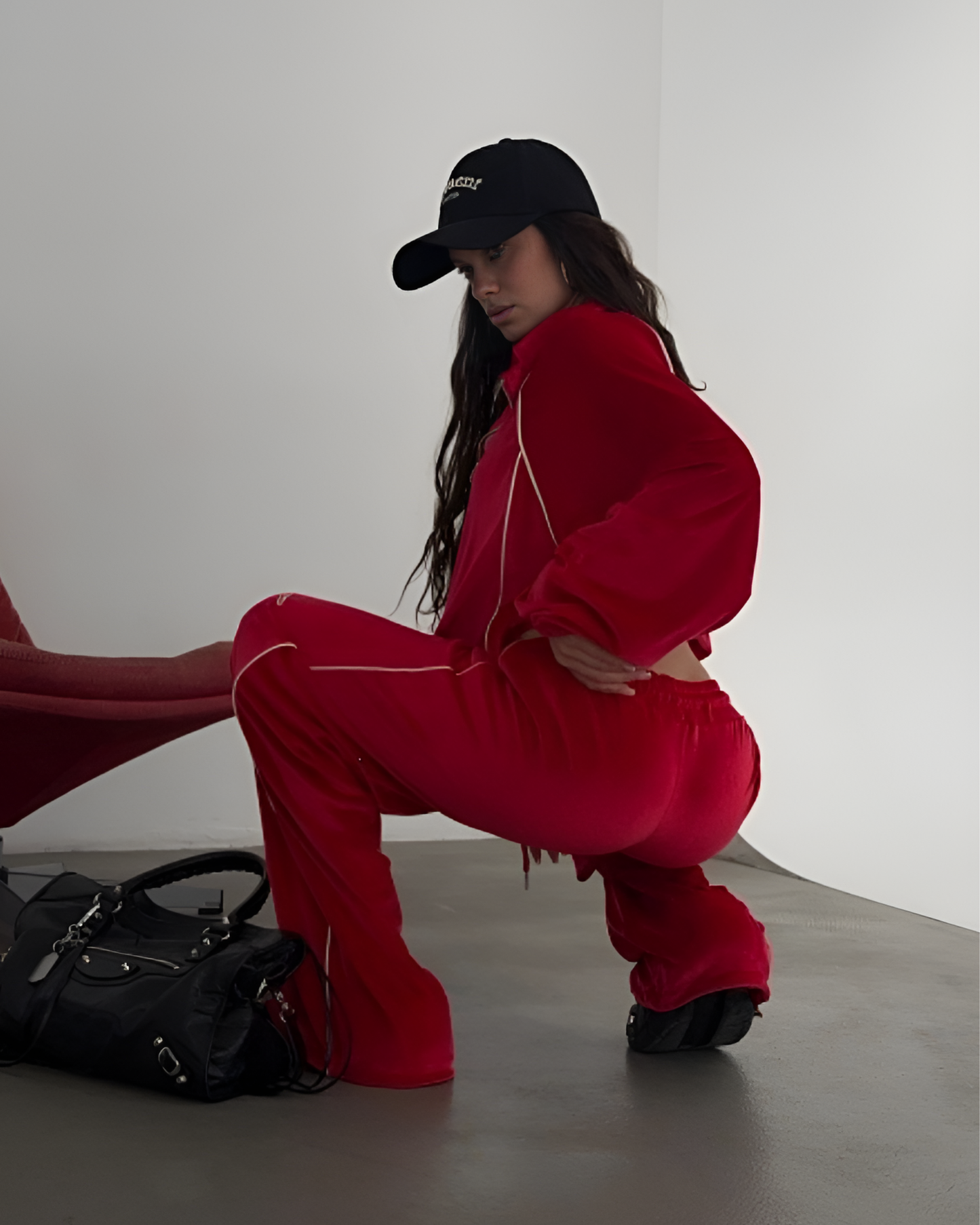 Oversized Cropped Zip Up Hoodie and Wide Leg Sweatpants⁠ Velour Tracksuit Set