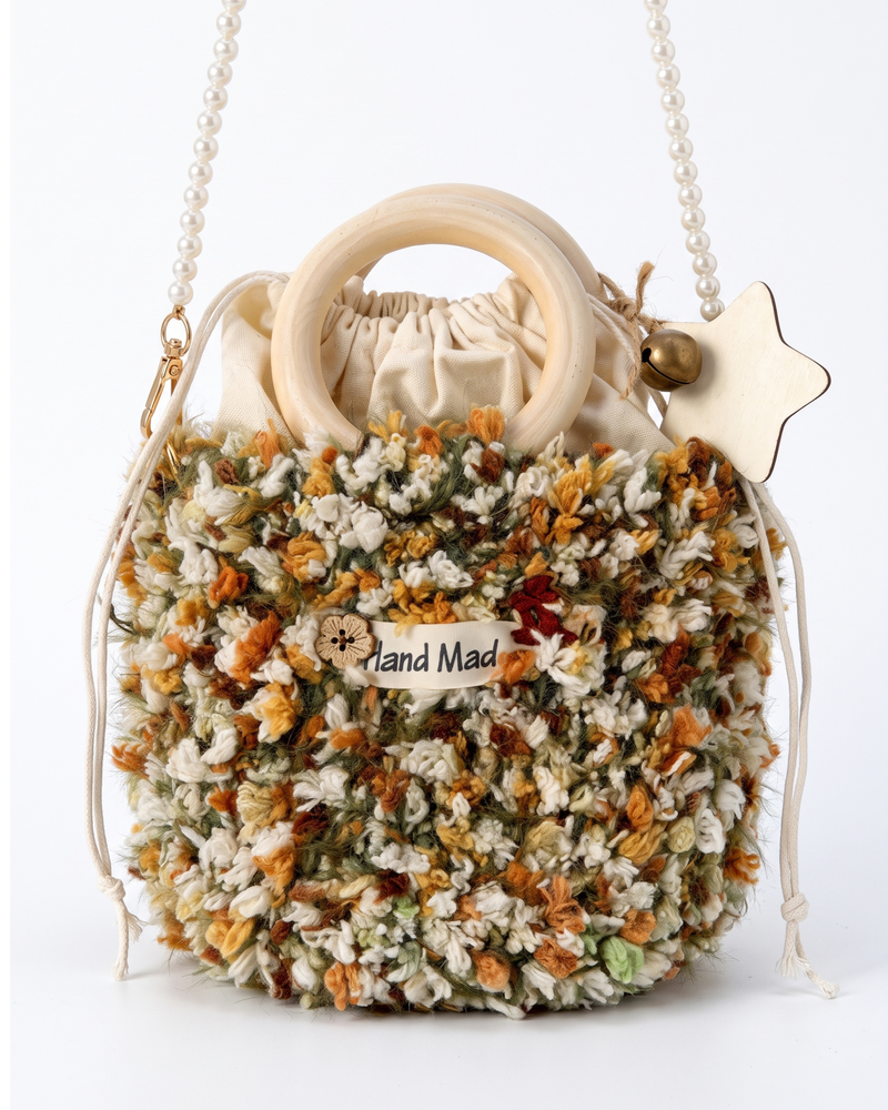 Beuteltasche aus Wollmischgewebe und Baumwolle