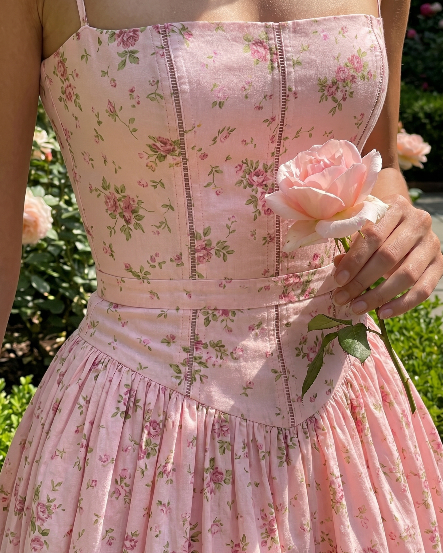 Elegant Midi Strap dress for Woman with floral print