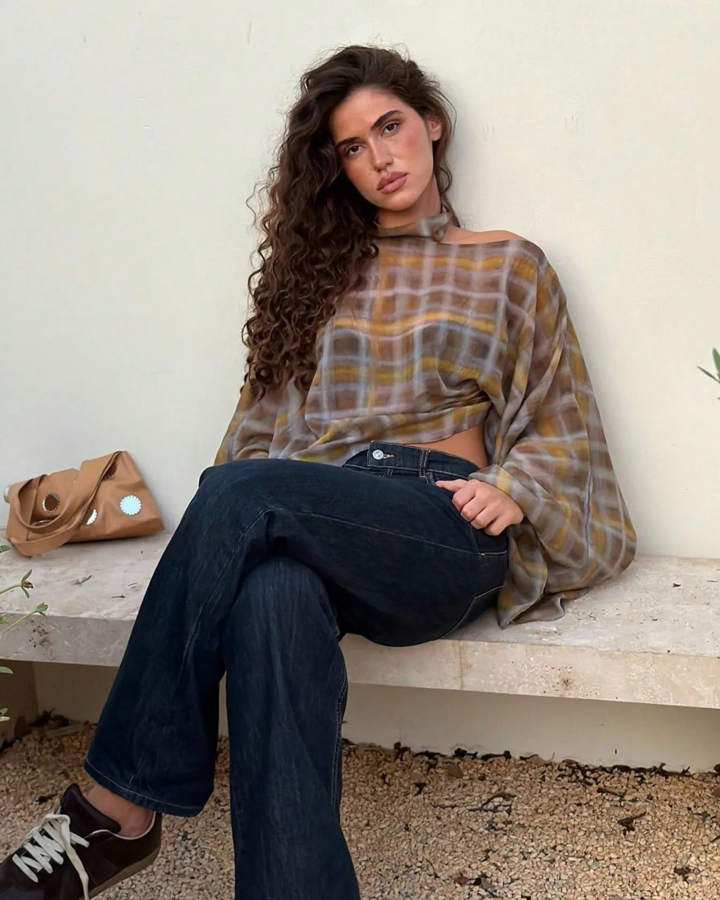 Asymmetrisches Drapier-Top mit Schal
