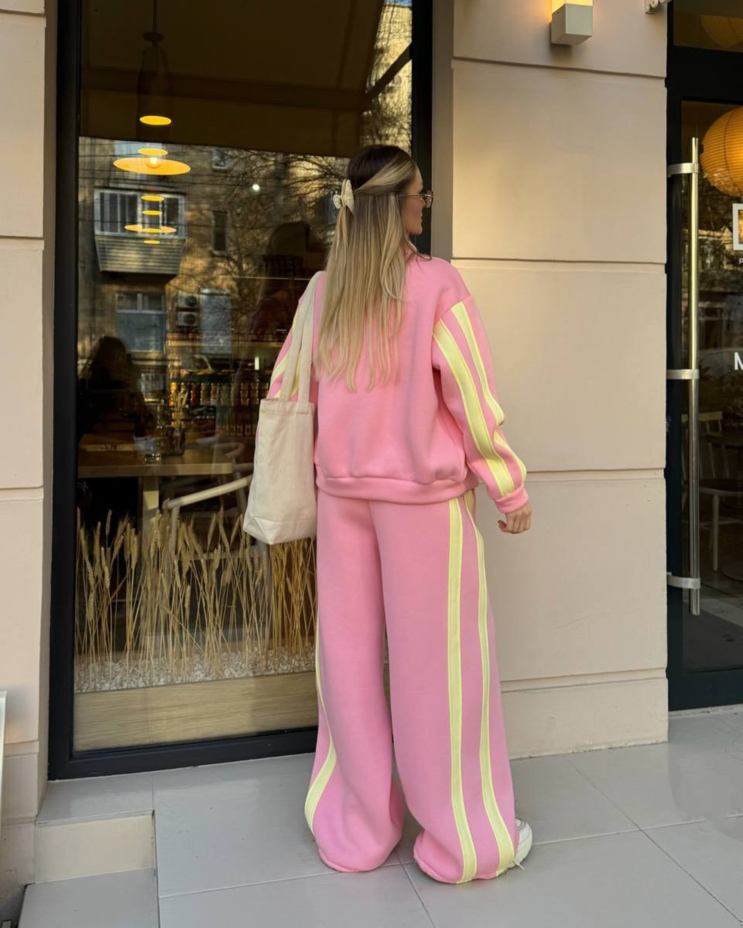 Side stripe relaxed fit oversized tracksuit set for women