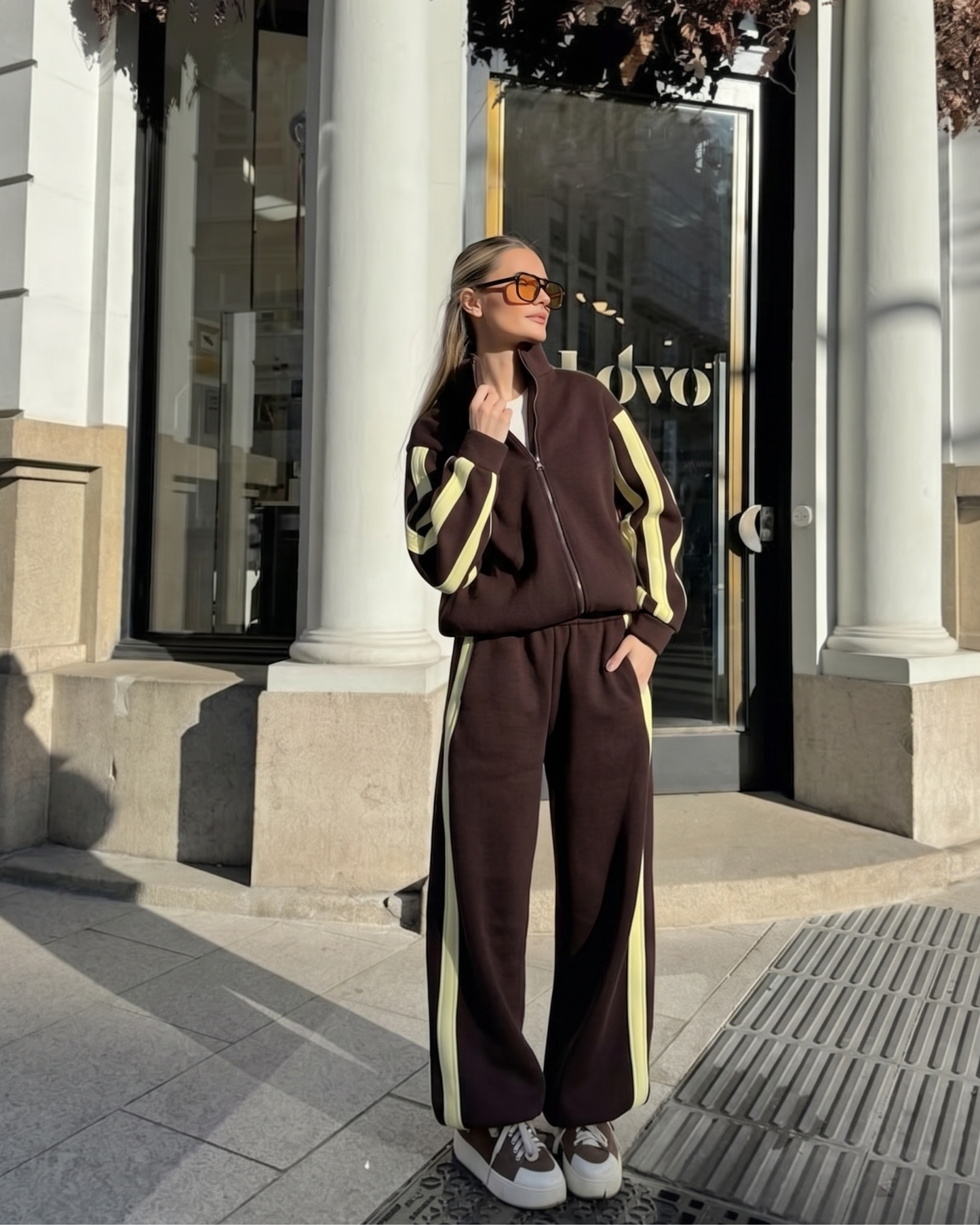 Side stripe relaxed fit oversized tracksuit set for women