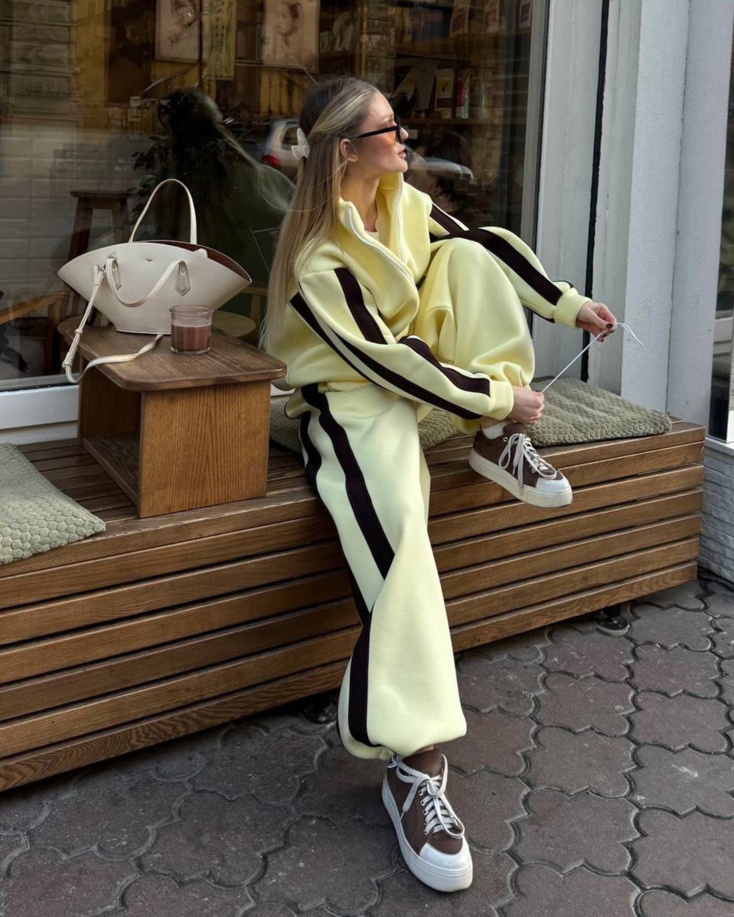 Side stripe relaxed fit oversized tracksuit set for women