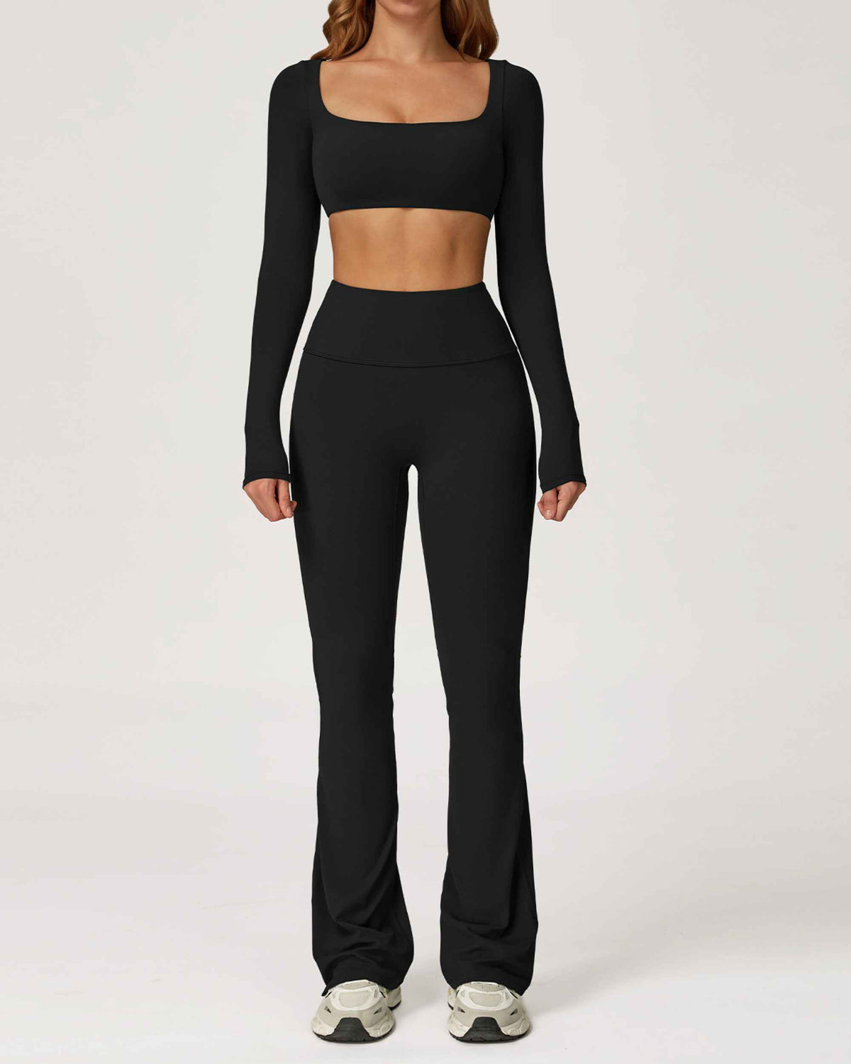 Long sleeve + bell bottoms black