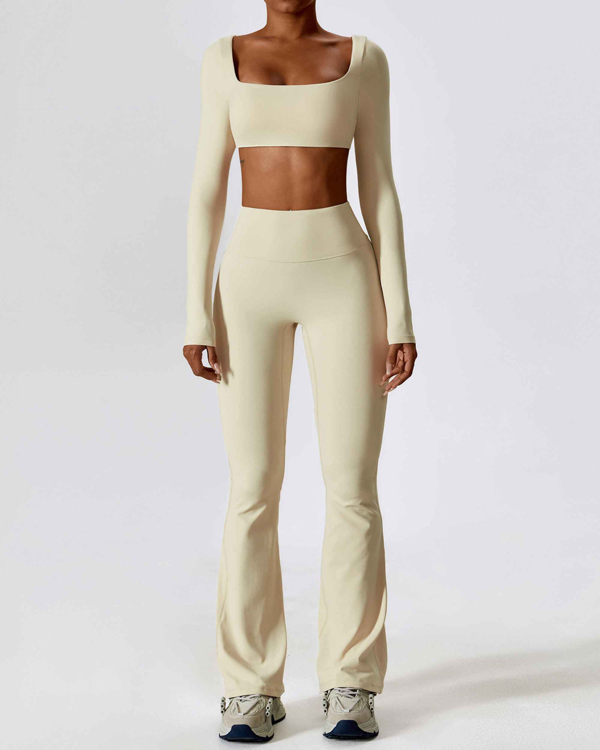Long sleeve + bell bottoms apricot