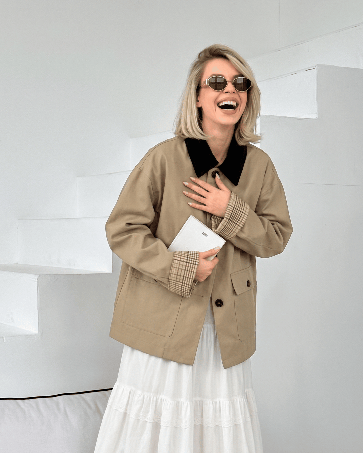 Short trench coat
