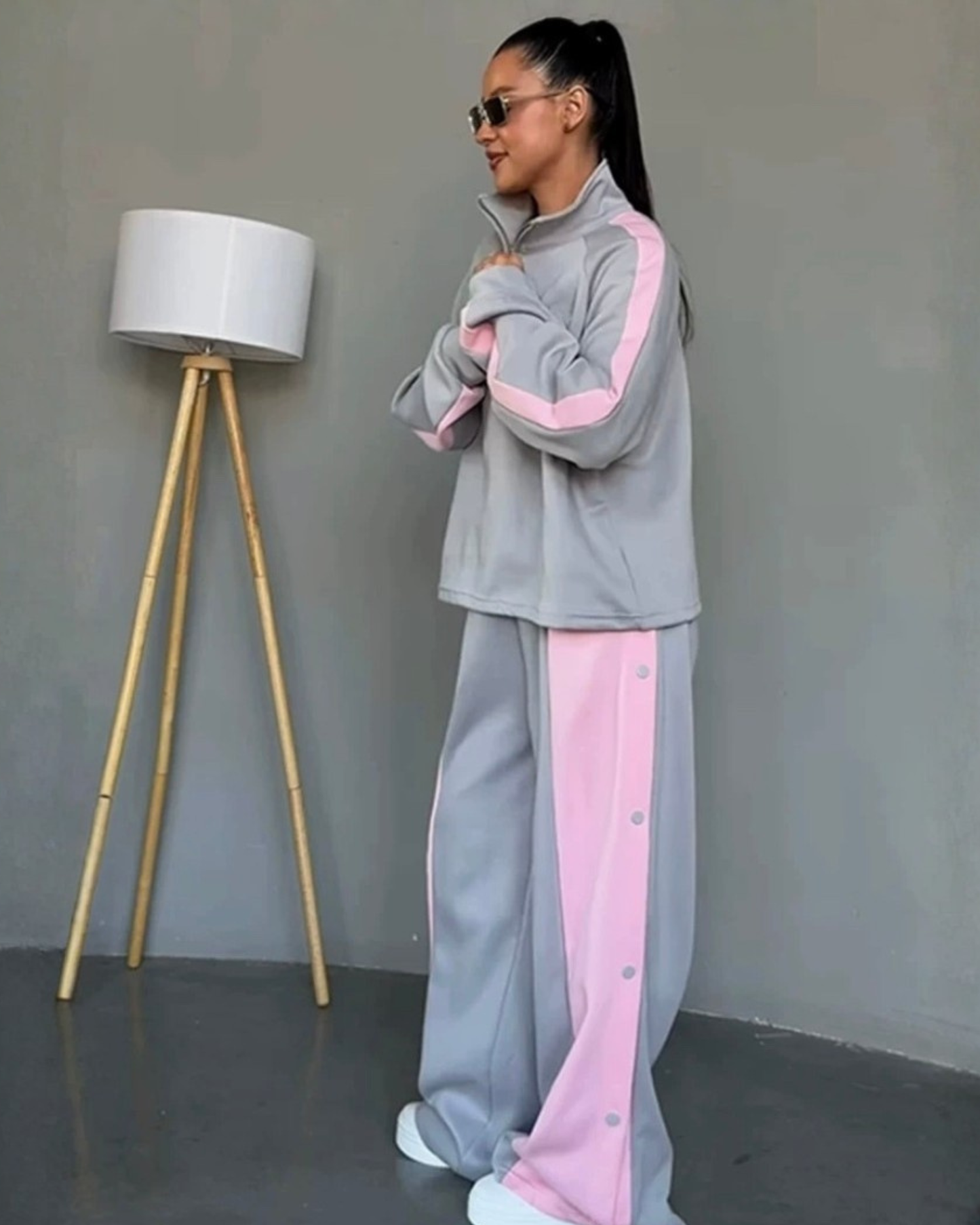 Oversized Quarter-Zip Sweatshirt Set Women with wide  Leg Sweatpants .